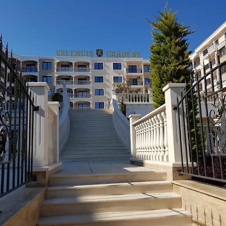 Valencia Gardens: Luxury Beachfront Nesebar